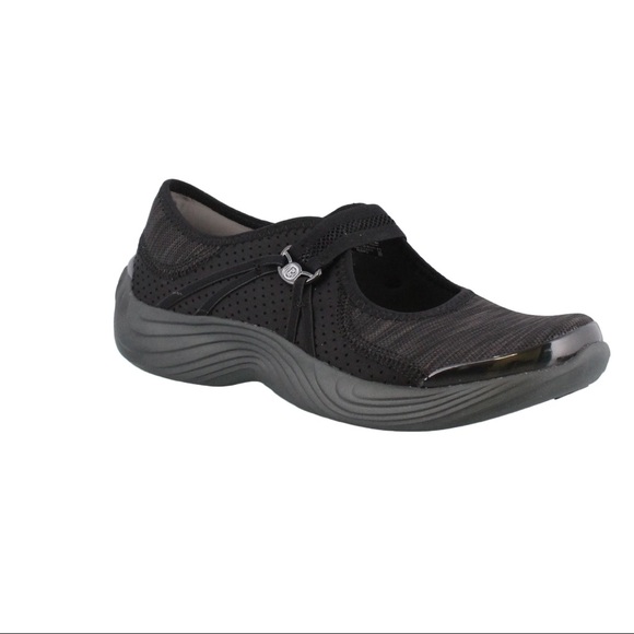 bzees mary jane shoes